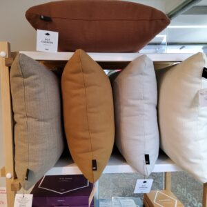 HAY Dot Cushion Kissen, Planar und Tint, 5 Farben verfügbar