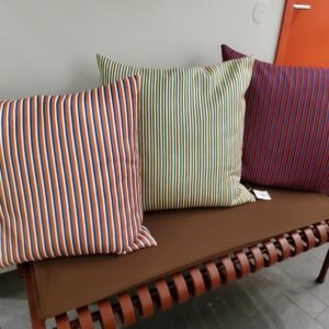 Kissen Ribbon von HAY, 2 Farben verfügbar