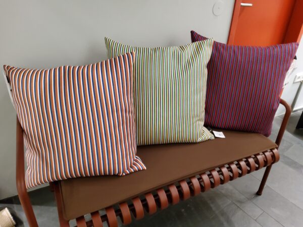 Kissen Ribbon von HAY, 2 Farben verfügbar