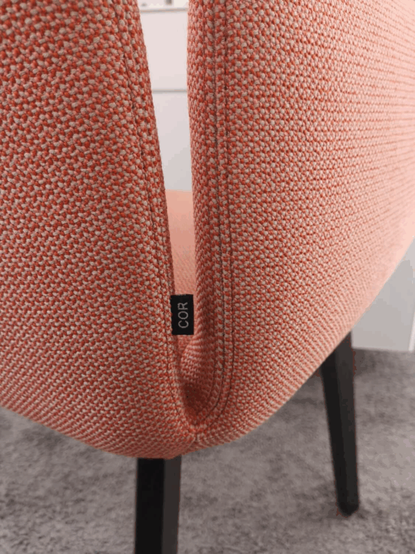 COR Jalis Stuhl mit Armlehnen – Bild 3