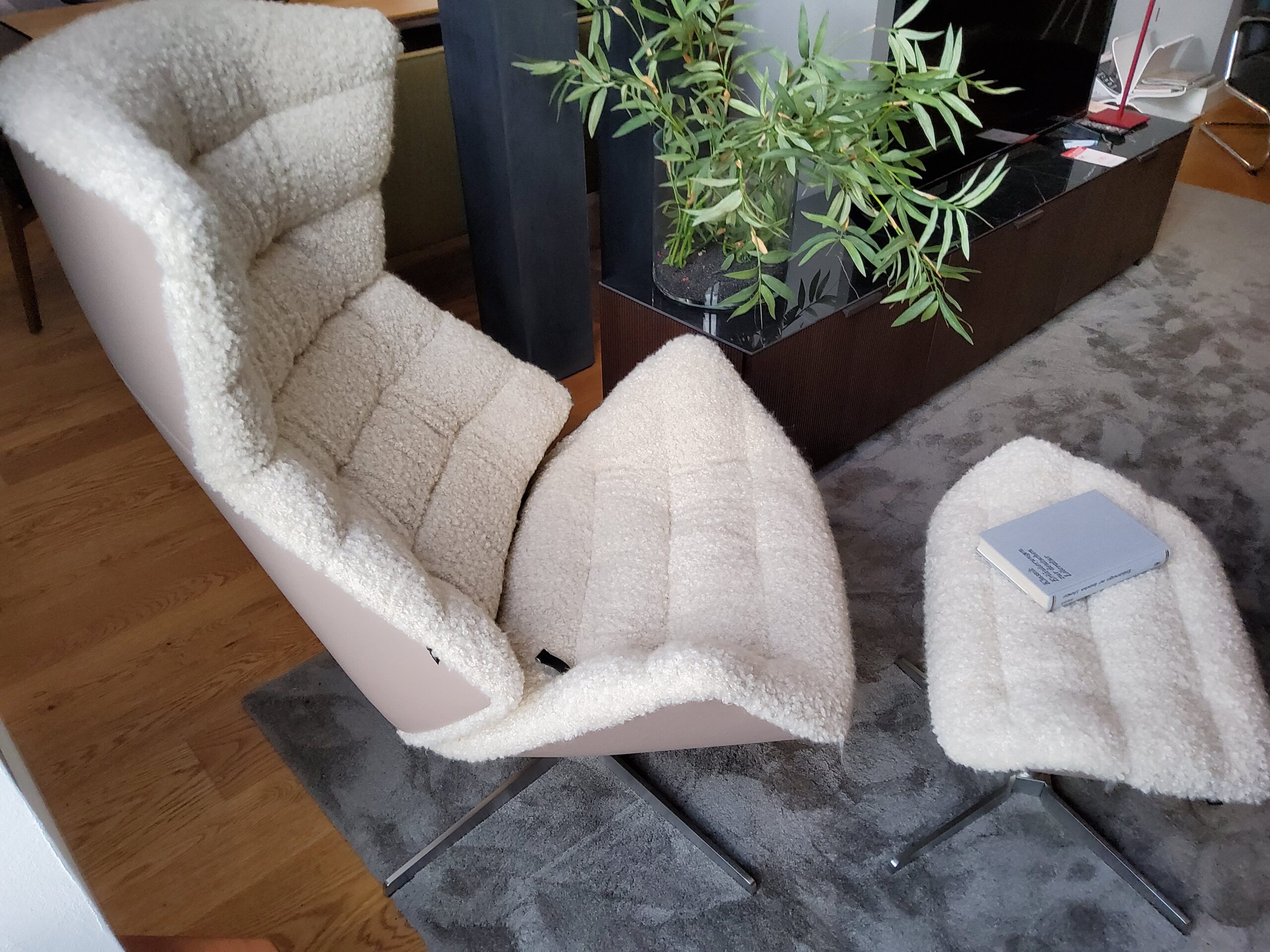 Thonet Sessel S 808 mit Hocker – Bild 3